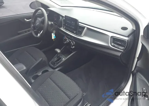 2023 Kia Rio S z USA, uszkodzony, nr VIN 3KPA24AD9PE520352